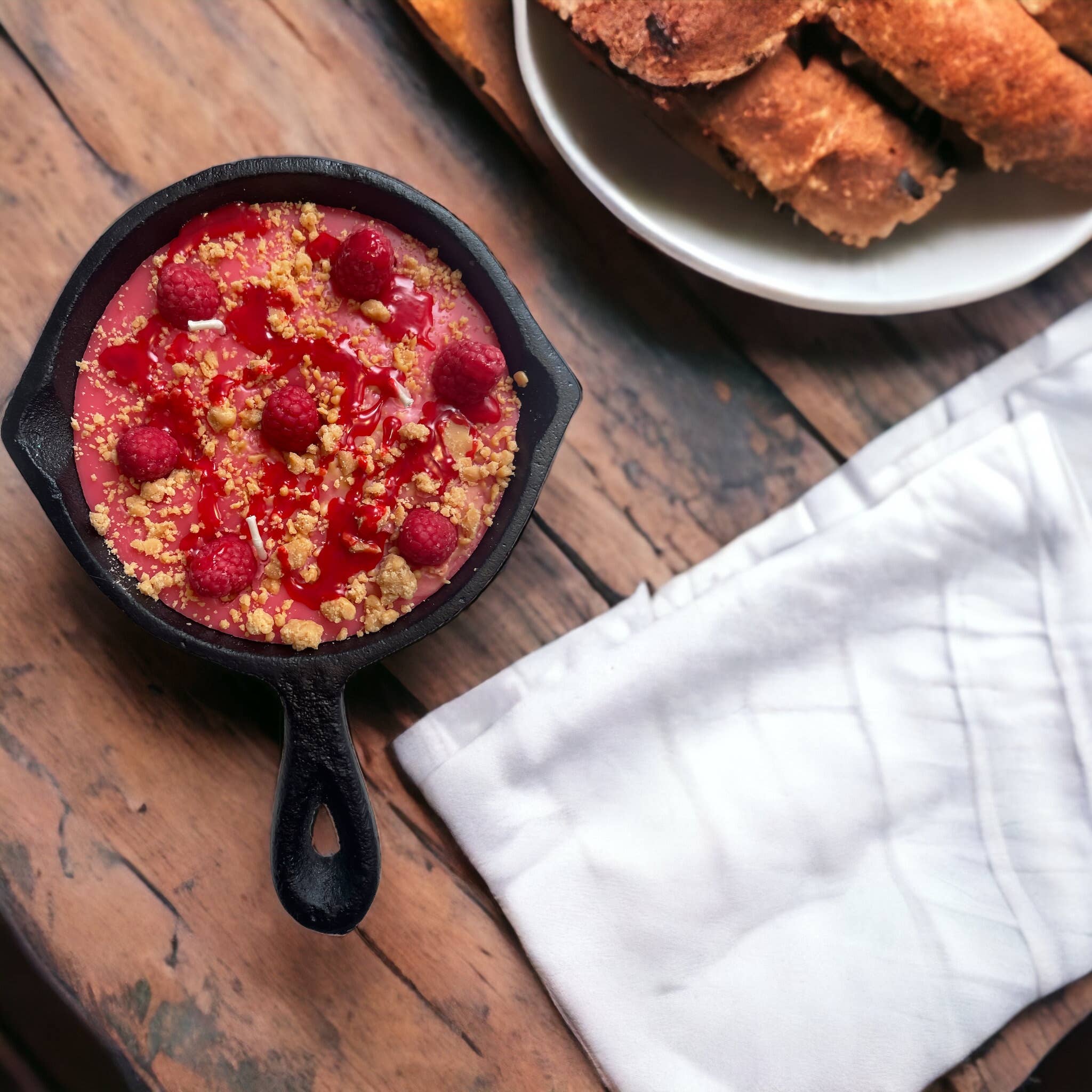 Raspberry cobbler Skillet candle