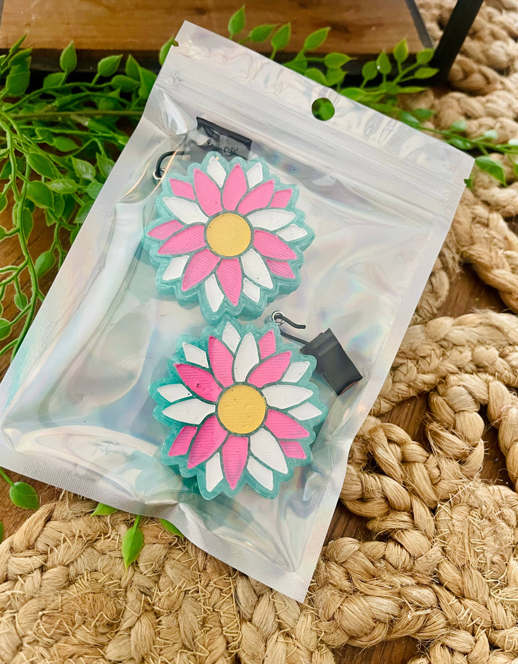 Daisy Flower VENT Clip Car Freshie (set of 2) 